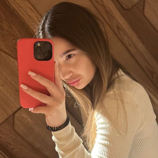 LauriePerez shows recorded image