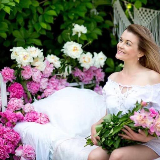 LeaNicole strip amateur image