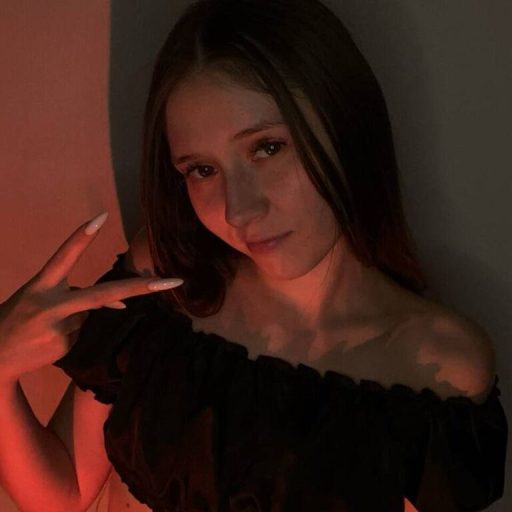 LeighBertuzzi online shows image