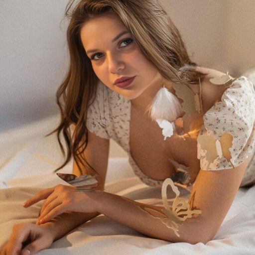 LeilaFlorences lush livejasmin image