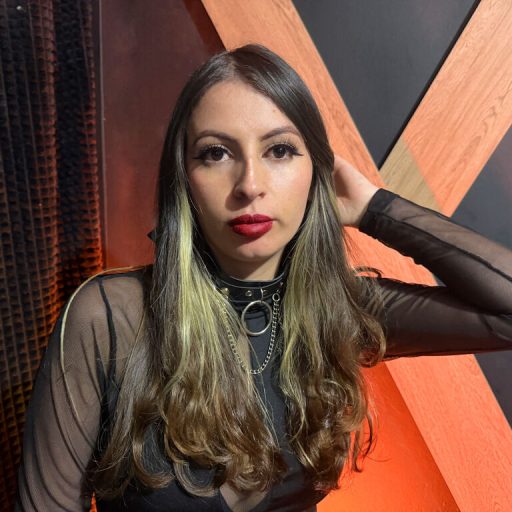 LeilaGodes dildo real image