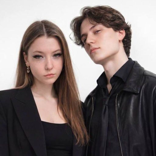 LeoAndMira naked porn image