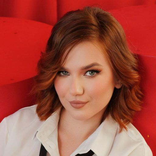 LessiSmith videos pics image