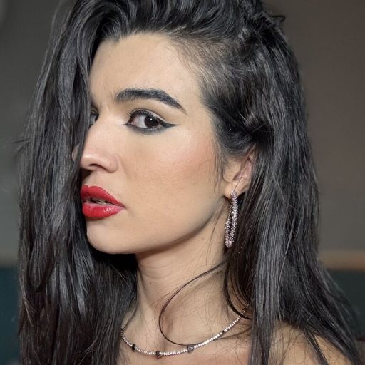 LetiziaGiordano pictures toy image