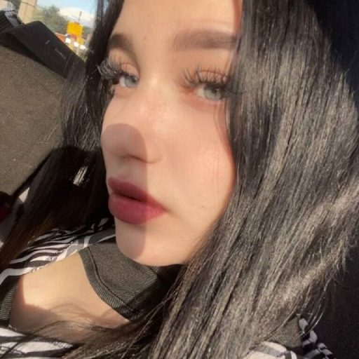 LeylaStarky online shows image