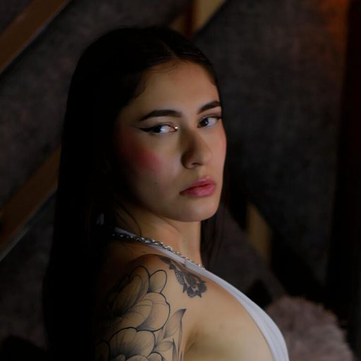 LiaPoison vibrator lj image