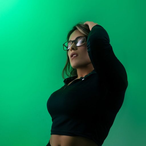 LiaVoss live video image