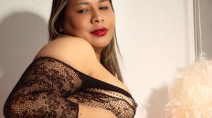 LianaNoa pussy show image