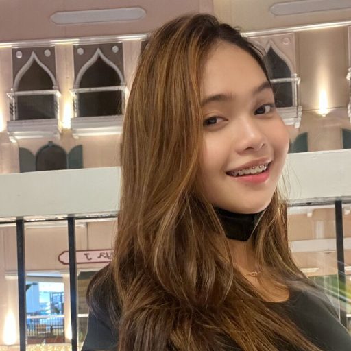 LianneAlexandra dildo real image