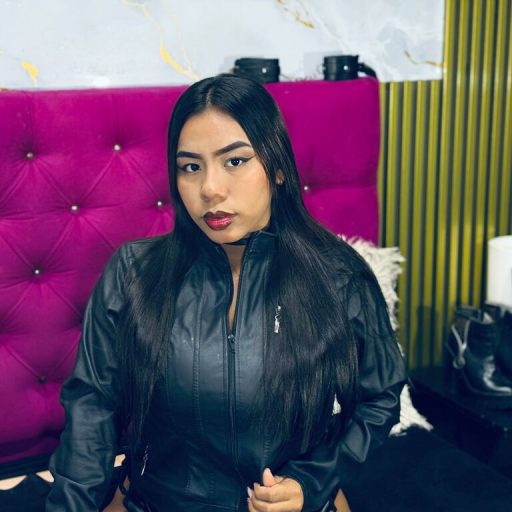 LilaGreys naked porn image