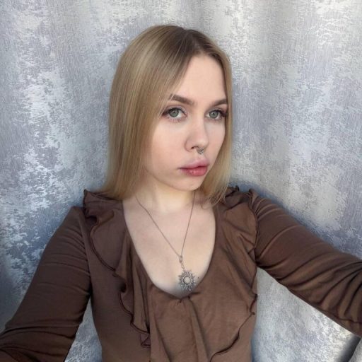 LilianaCross vibrator lj image