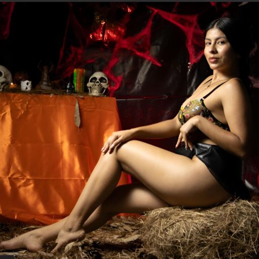 LilithDumont xxx masturbation image