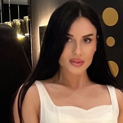 LillAlina naked porn image