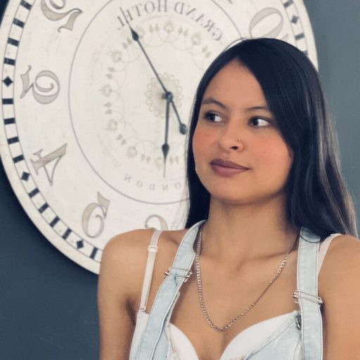 LillyBonnet free dildo image