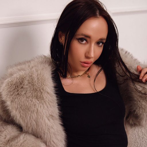 LilyAspen strip amateur image