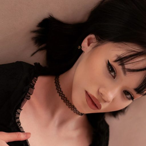 LilyMili fingering ass image