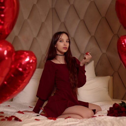 LinaLewitt free dildo image