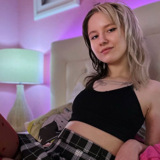 LinaVerrity free dildo image