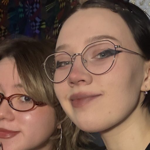 LinaandLara ass vibrator image