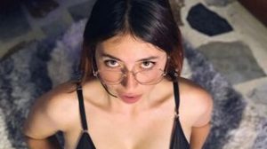 LiniyLarson preview