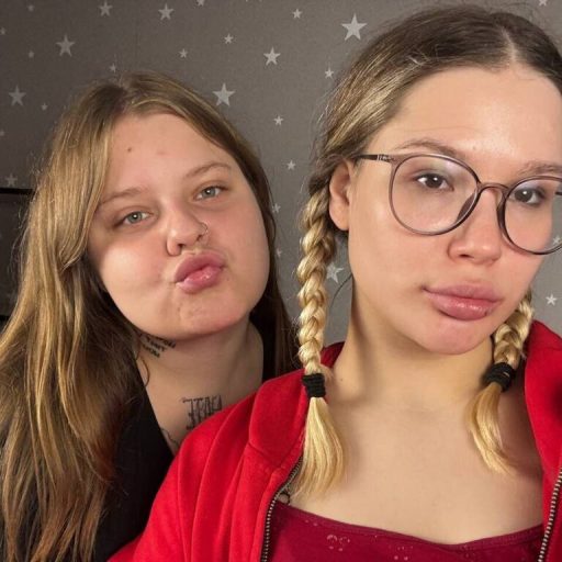 LisaAndRiza dildo real image