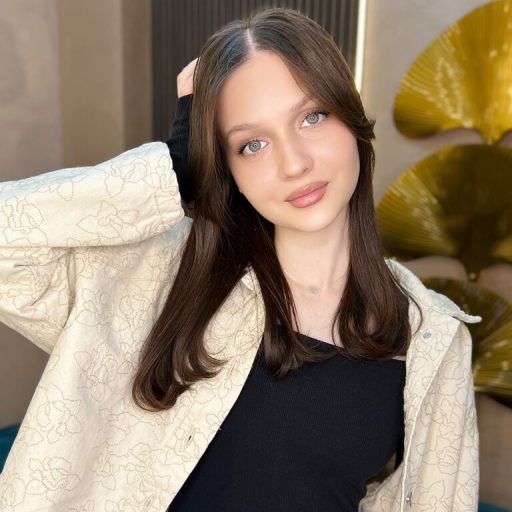 LisaSykes pussy show image
