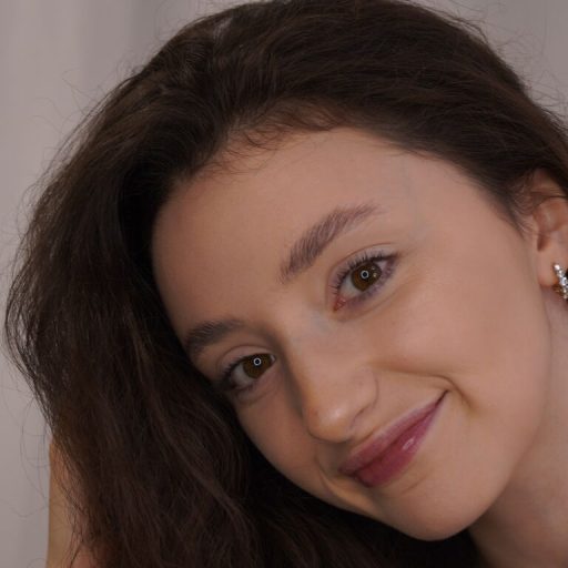 LisandraTouar videos pics image