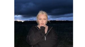 LitaBloom free dildo image