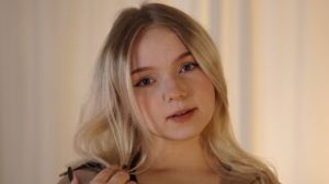 LizbethGodbold live video image