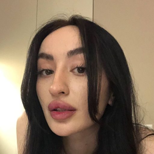 LoisGutierrez show fingering image