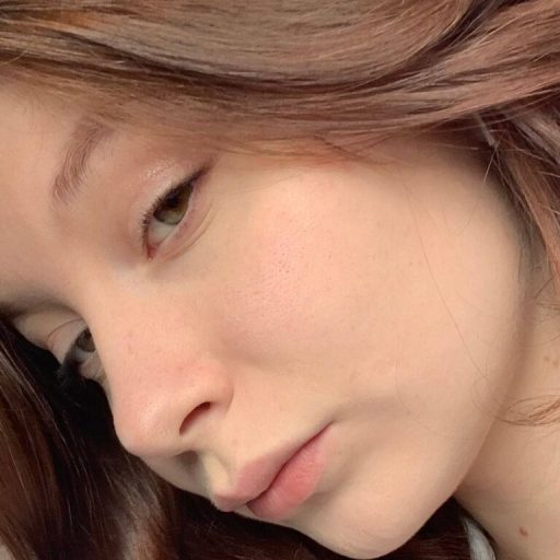 LolaRaivis fingering ass image