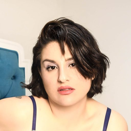 LoraineBeaumont online shows image