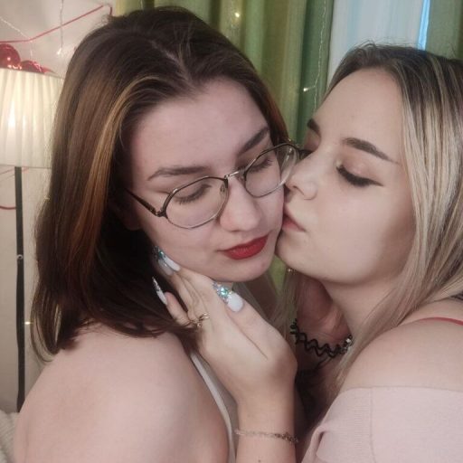 LorettaAndSunniv xxx masturbation image