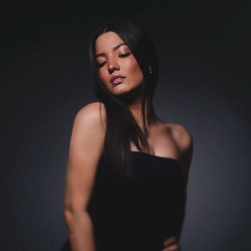 LuannaVanni toy jasmin image