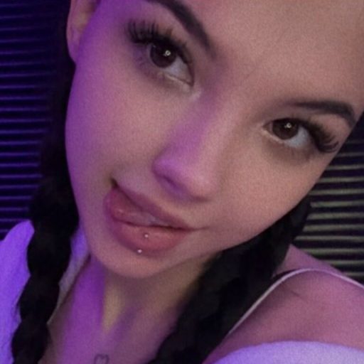 LubaArvanitis ass vibrator image