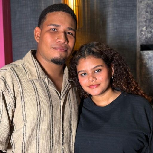 LucasAndSasha toy jasmin image