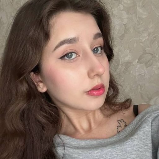 LuciEva free dildo image