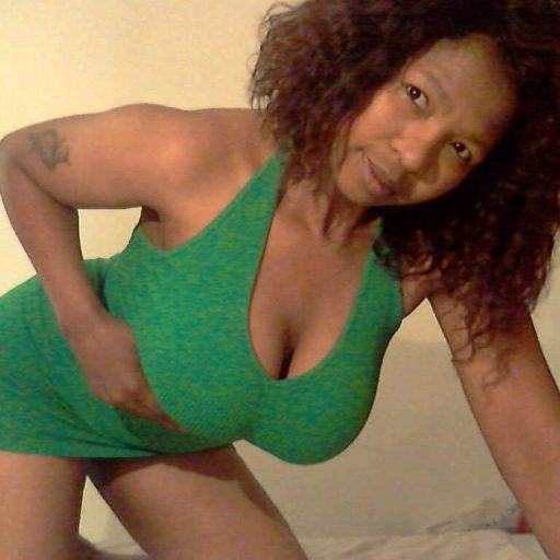 LuciaNana hd nude image