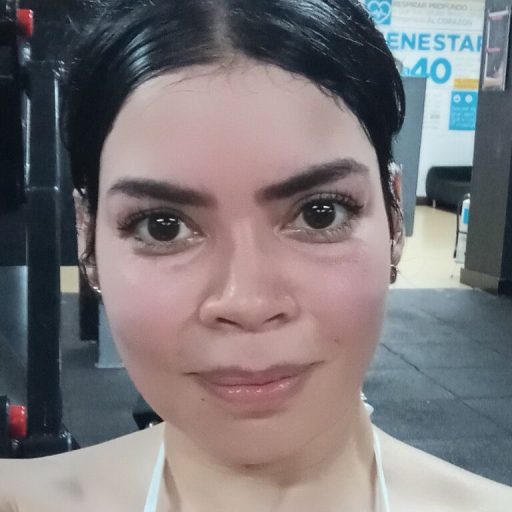 LucianaRoselle recorded live image