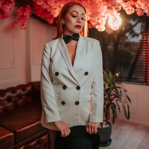 LuciannaWain free dildo image