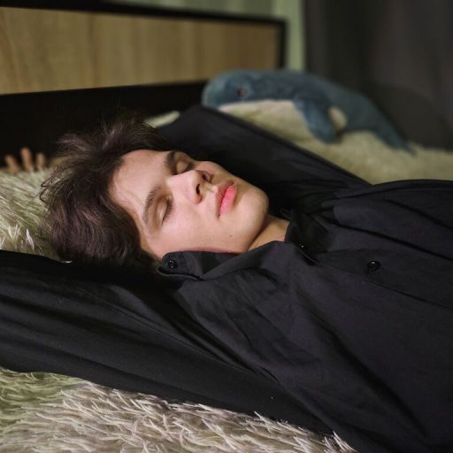 LuciusMorris fingering ass image