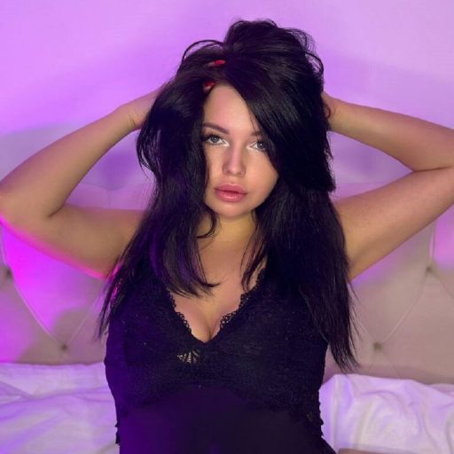 LucyHogan masturbation pictures image