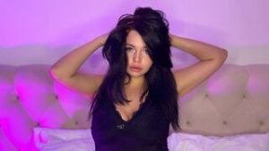 LucyHogan preview