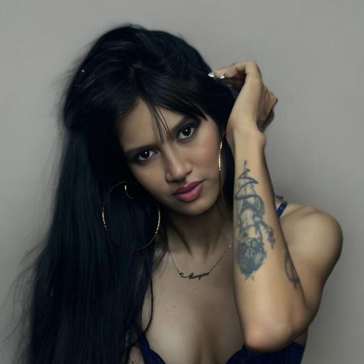 LucyMorgan livesex pussy image