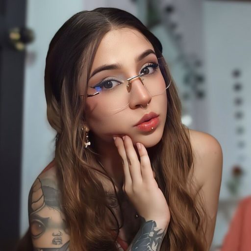 LuluMoonstone livesex pussy image