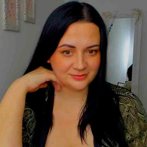 LunaBellrose free dildo image