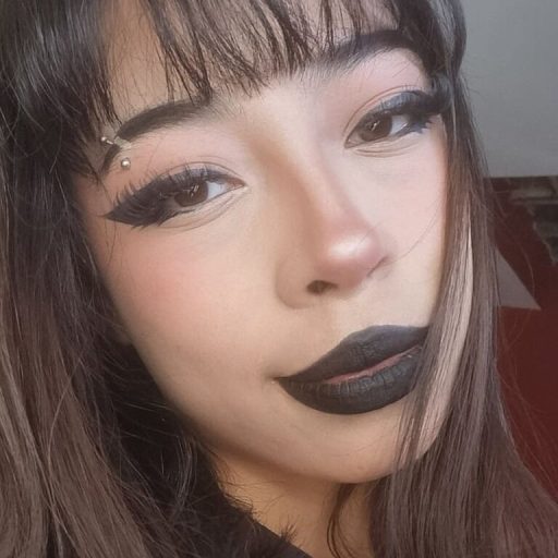 LunaDeker show fingering image