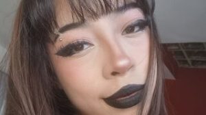 LunaDeker show fingering image