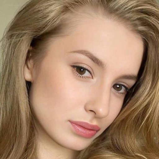 LunaMiu lush livejasmin image