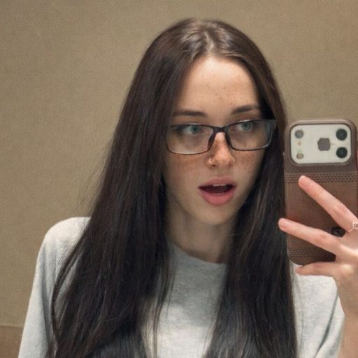 LunaNoiret real strip image